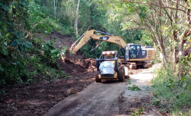A la fecha suman 299 las carreteras y caminos atendidos tras la vaguada monzónica