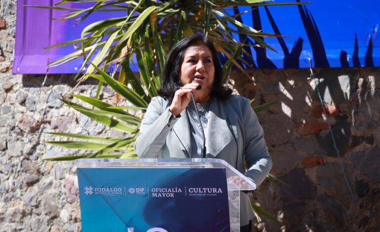 Inauguran Edda Vite y Julio Menchaca exposición y subasta
