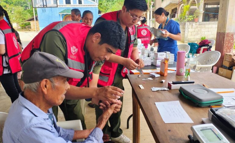 Otorga Clínica Hospital del ISSSTE en Huejutla 2 mil 800 atenciones médicas a comunidades afectadas por el huracán “Priscila”