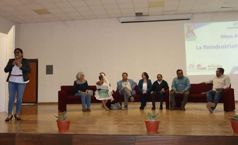 UTVM Reúne a Especialistas y Productores Para Reactivar Cadena del Maguey