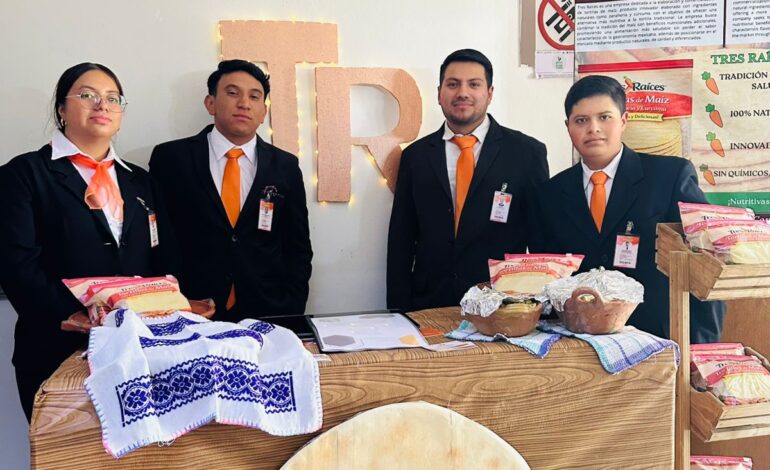 Estudiantes de la UPT destacan en Expo Regional Emprendedora