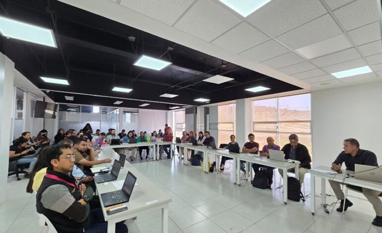 Coemere capacita a 74 instituciones para fortalecer la transformación digital