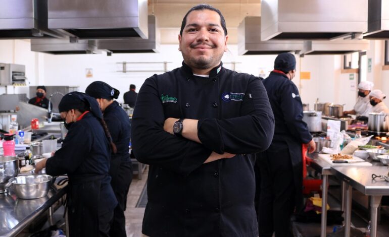 Lleva ITESHU orientación alimentaria a secundarias de la región