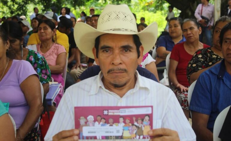 Verifica Contraloría Entrega de Programas Sociales en Jaltocán